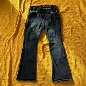 Levi’s Denizen modern boot cut jeans. Loved.